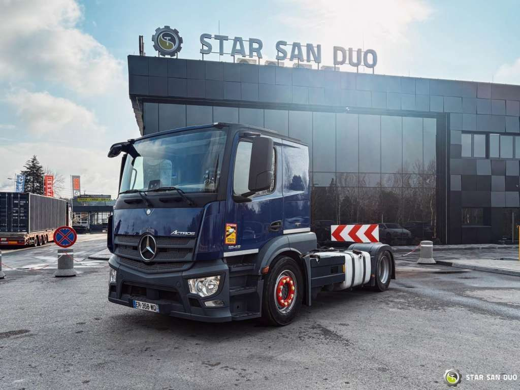 Mercedes-Benz ACTROS 1843 4x2 EURO 6 Hydraulic LOHR - Trekker: afbeelding 3 Mercedes-Benz ACTROS 1843 4x2 EURO 6 Hydraulic LOHR - Trekker: afbeelding 3