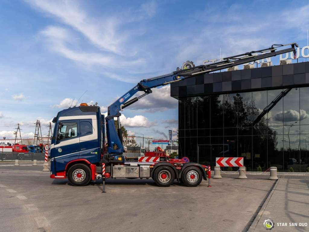 Volvo FH 500 6x2 HMF 3220-K5 HDS Crane Euro 6 - Kraanwagen, Trekker: afbeelding 2 Volvo FH 500 6x2 HMF 3220-K5 HDS Crane Euro 6 - Kraanwagen, Trekker: afbeelding 2