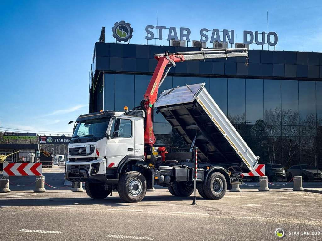 Volvo FMX 330 4x4 PALFINGER PK 13001 EURO5 Kipper - Kraanwagen, Kipper vrachtwagen: afbeelding 1 Volvo FMX 330 4x4 PALFINGER PK 13001 EURO5 Kipper - Kraanwagen, Kipper vrachtwagen: afbeelding 1