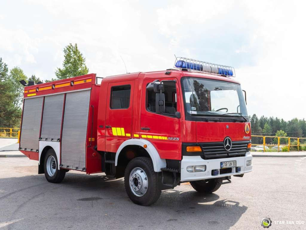 Mercedes-Benz 4x4 ATEGO 1225 CNBOP Fire Brigade - Vrachtwagen: afbeelding 2 Mercedes-Benz 4x4 ATEGO 1225 CNBOP Fire Brigade - Vrachtwagen: afbeelding 2