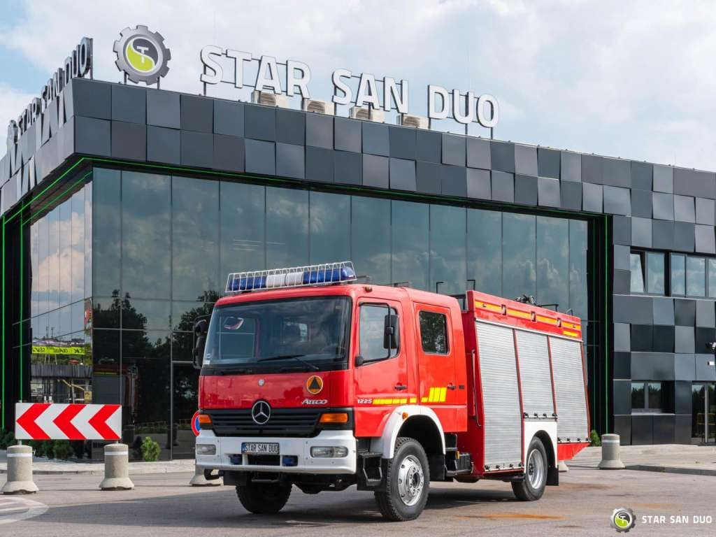 Mercedes-Benz 4x4 ATEGO 1225 CNBOP Fire Brigade - Vrachtwagen: afbeelding 1 Mercedes-Benz 4x4 ATEGO 1225 CNBOP Fire Brigade - Vrachtwagen: afbeelding 1