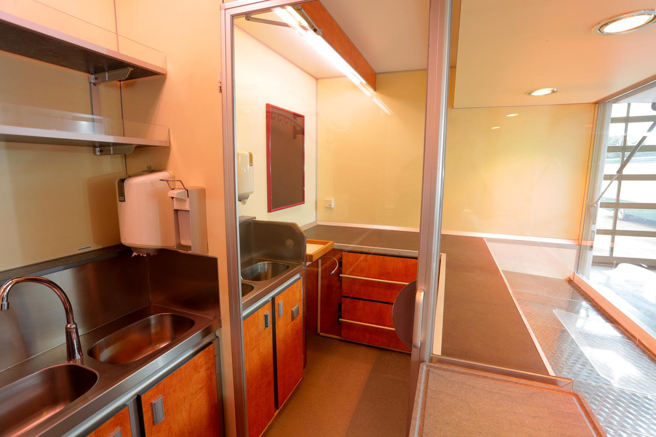 Zelfrijdende verkoopwagen BORCO HÖHNS: afbeelding 16 Zelfrijdende verkoopwagen BORCO HÖHNS: afbeelding 16