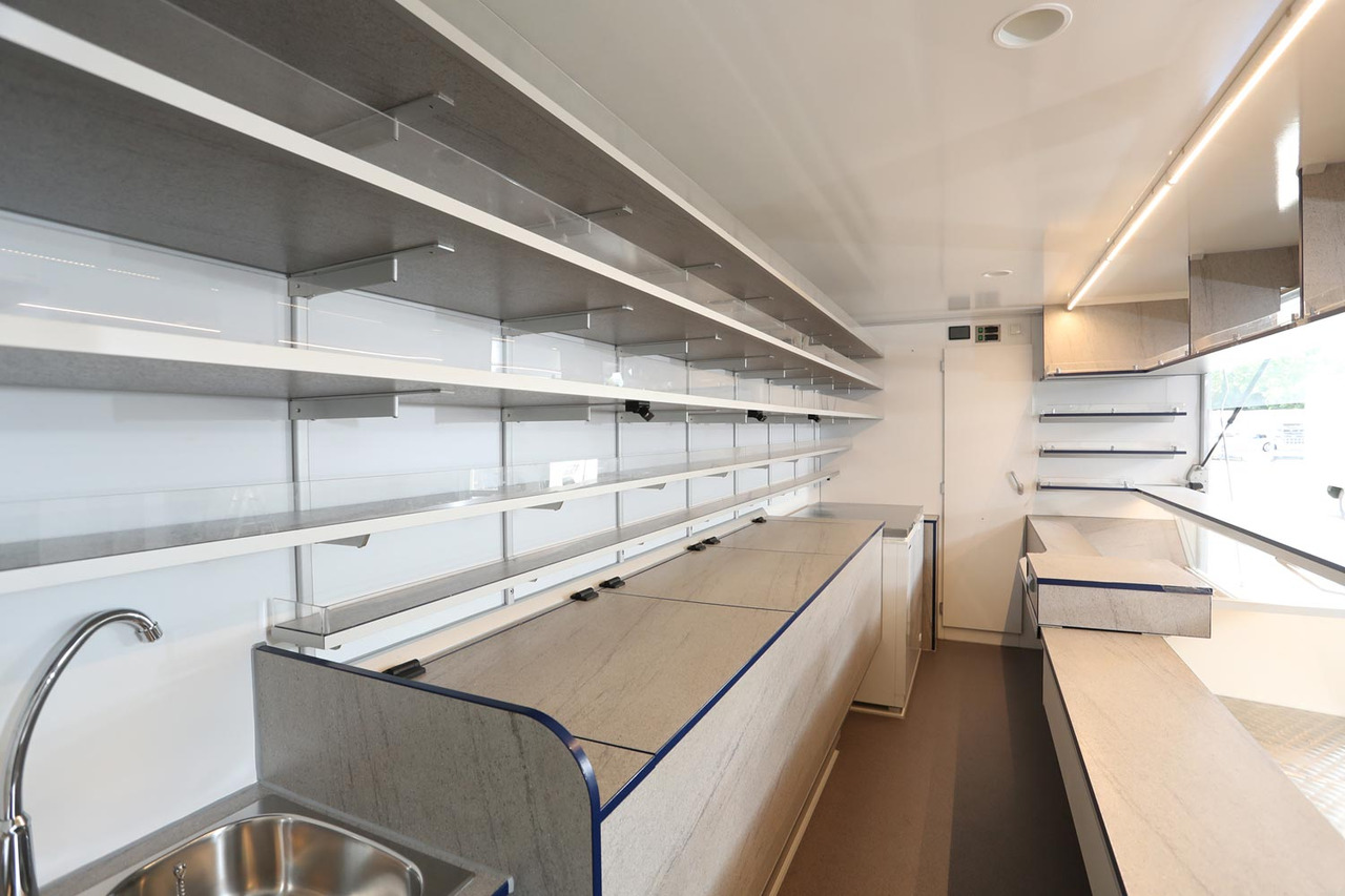 Tourenmobil BORCO HÖHNS - Zelfrijdende verkoopwagen: afbeelding 5 Tourenmobil BORCO HÖHNS - Zelfrijdende verkoopwagen: afbeelding 5