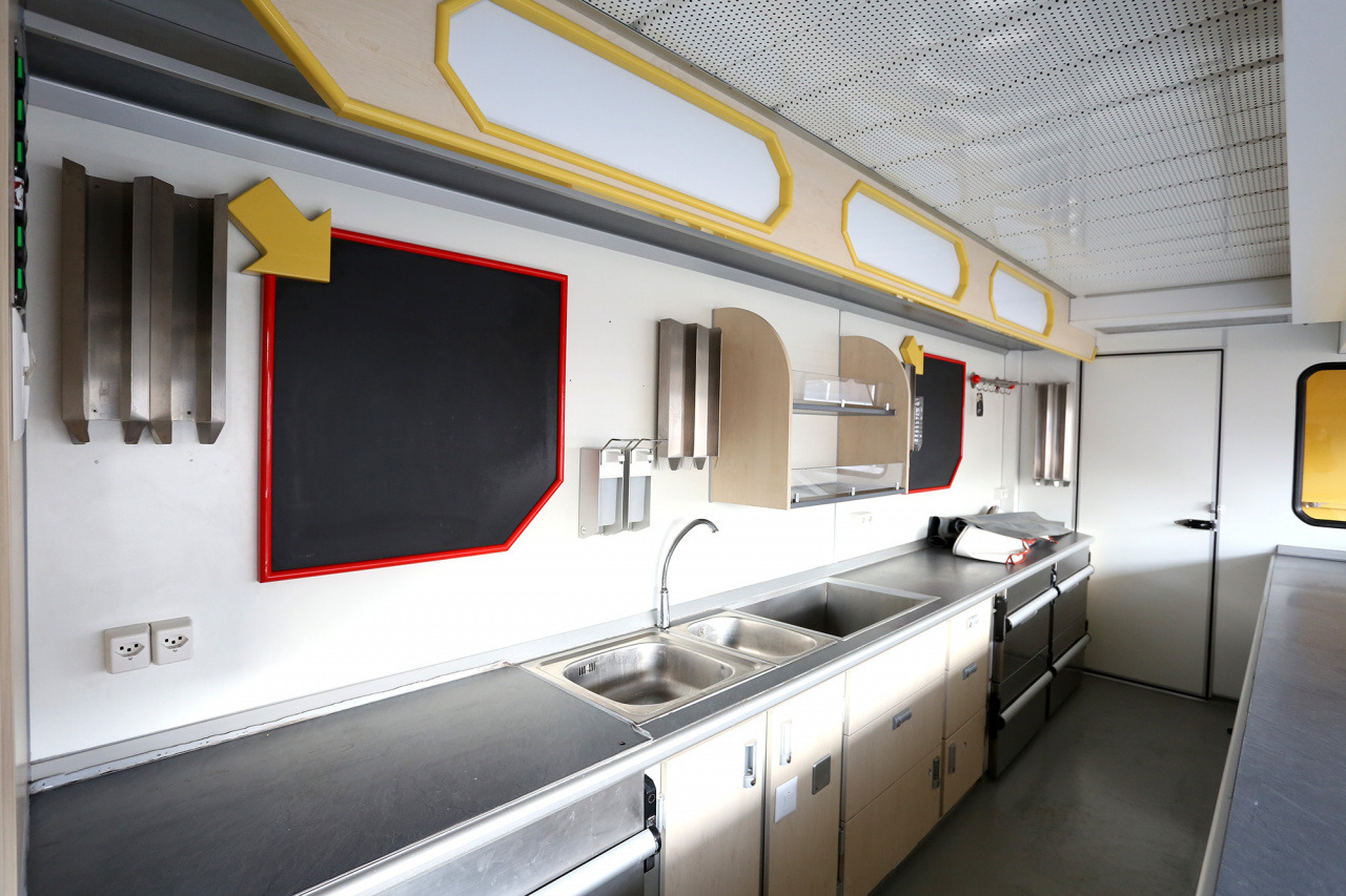 Verkaufsanhänger BORCO HÖHNS - Verkoopwagen: afbeelding 5 Verkaufsanhänger BORCO HÖHNS - Verkoopwagen: afbeelding 5