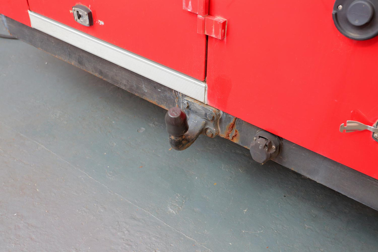 Wochenmarktmobil BORCO HÖHNS - Zelfrijdende verkoopwagen: afbeelding 4 Wochenmarktmobil BORCO HÖHNS - Zelfrijdende verkoopwagen: afbeelding 4