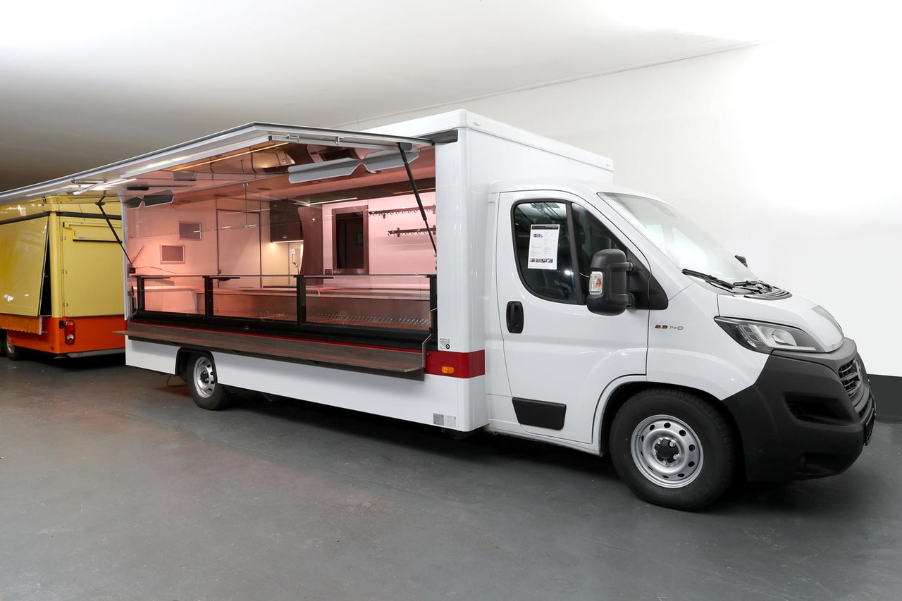 Wochenmarktmobil BORCO HÖHNS - Zelfrijdende verkoopwagen: afbeelding 2 Wochenmarktmobil BORCO HÖHNS - Zelfrijdende verkoopwagen: afbeelding 2