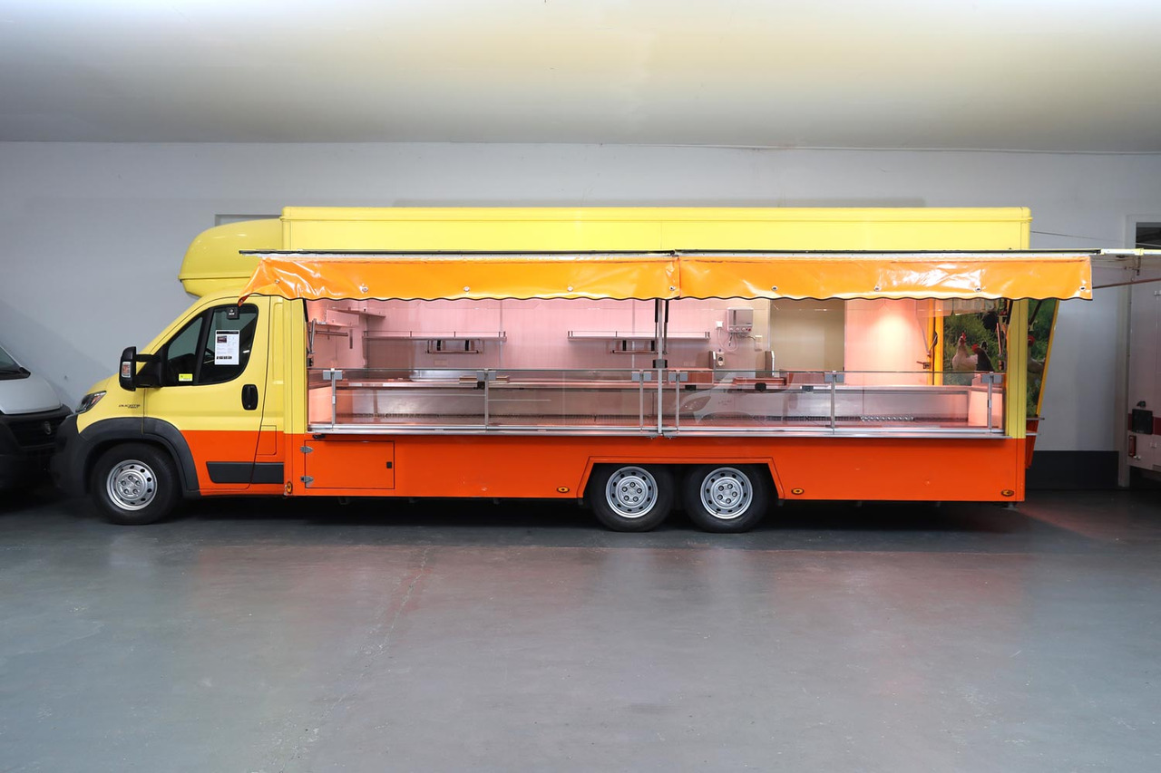 Wochenmarktmobil Esselmann - Zelfrijdende verkoopwagen: afbeelding 2 Wochenmarktmobil Esselmann - Zelfrijdende verkoopwagen: afbeelding 2