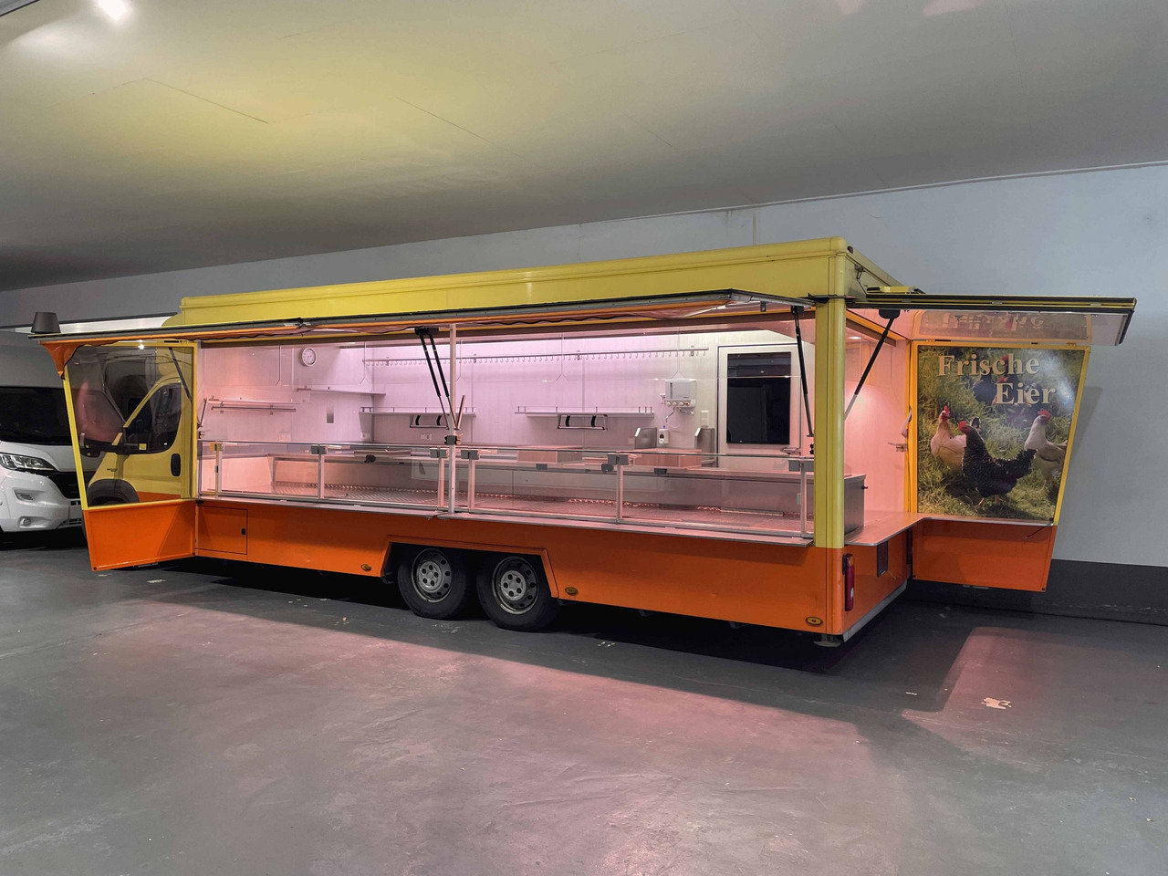 Wochenmarktmobil Esselmann - Zelfrijdende verkoopwagen: afbeelding 1 Wochenmarktmobil Esselmann - Zelfrijdende verkoopwagen: afbeelding 1