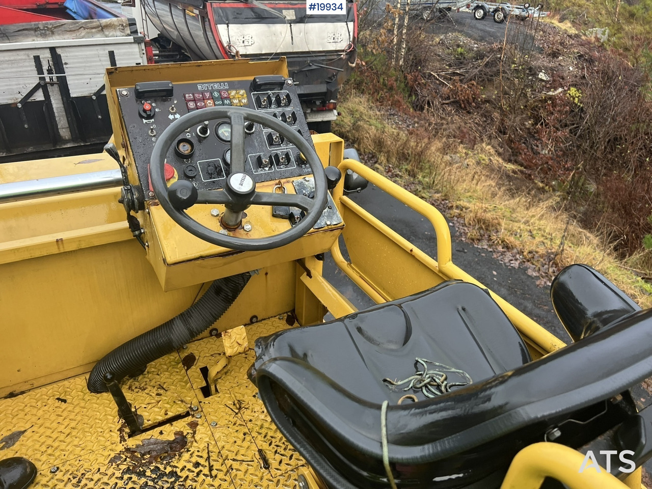 Bitelli midi 2 akslet maskinkjerre m/ kjørebroer - Asfaltmachine: afbeelding 5 Bitelli midi 2 akslet maskinkjerre m/ kjørebroer - Asfaltmachine: afbeelding 5