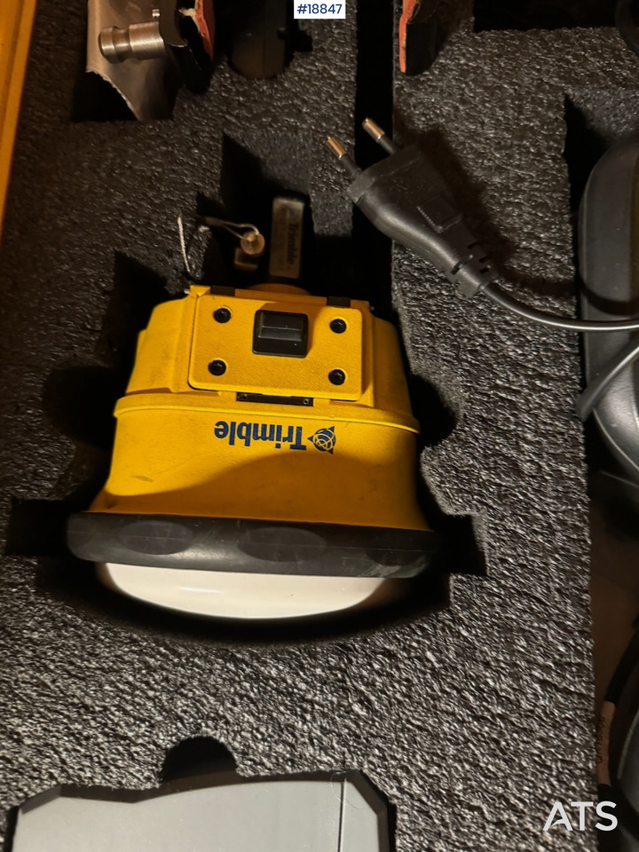 Trimble GPS - Bouwmachine: afbeelding 3 Trimble GPS - Bouwmachine: afbeelding 3