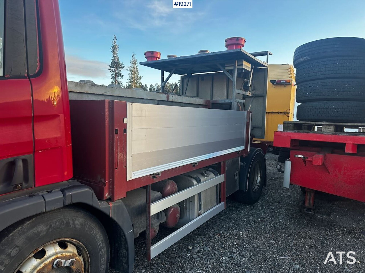 Scania P94 bufferbil m/ Euroskilt pute. Lav km - Gemeentelijke machine/ Speciaal, Vrachtwagen: afbeelding 4 Scania P94 bufferbil m/ Euroskilt pute. Lav km - Gemeentelijke machine/ Speciaal, Vrachtwagen: afbeelding 4