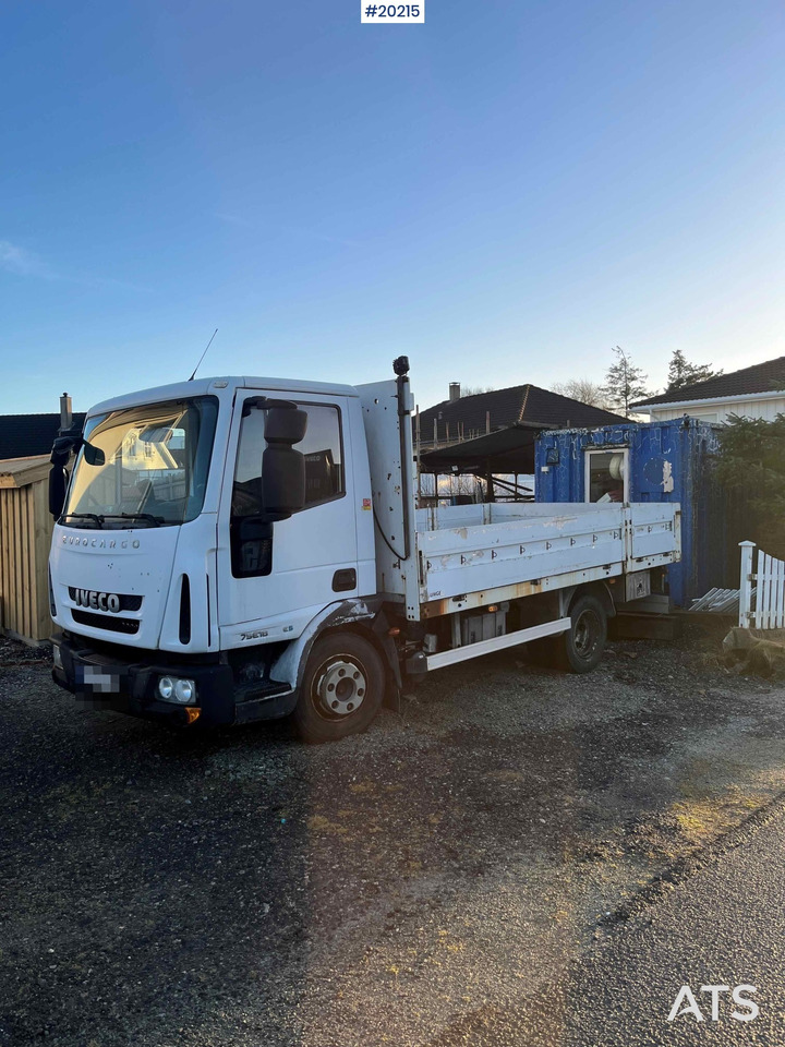 Iveco EUROCARGO 4x2 Planbil - Vrachtwagen met open laadbak: afbeelding 1 Iveco EUROCARGO 4x2 Planbil - Vrachtwagen met open laadbak: afbeelding 1