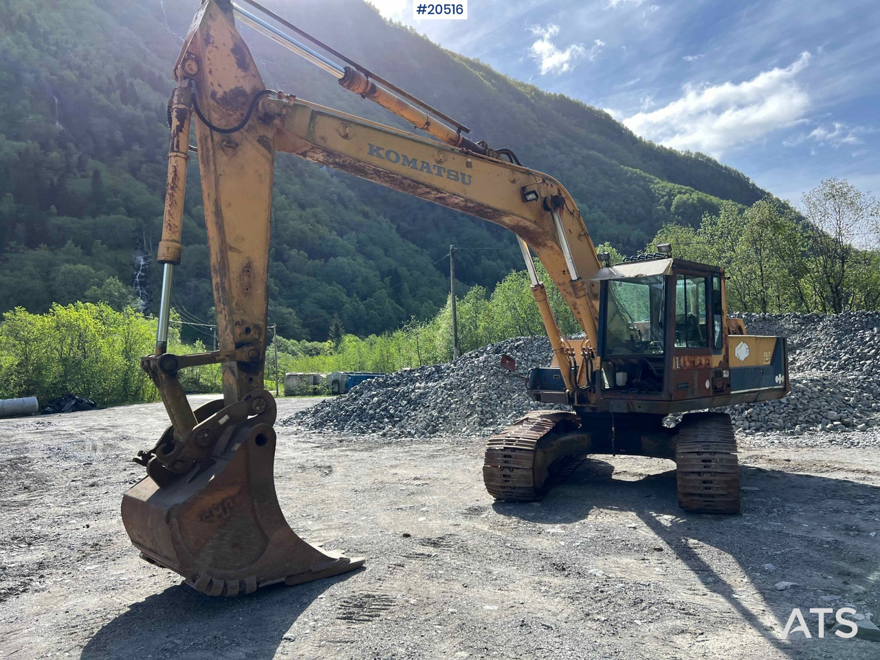 Komatsu PC200-3 - Graafmachine: afbeelding 3 Komatsu PC200-3 - Graafmachine: afbeelding 3