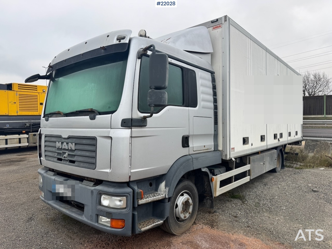 MAN 2008 MAN TGL 12.210 4x2 Skapbil m/ full sideåpning - Bakwagen: afbeelding 1 MAN 2008 MAN TGL 12.210 4x2 Skapbil m/ full sideåpning - Bakwagen: afbeelding 1