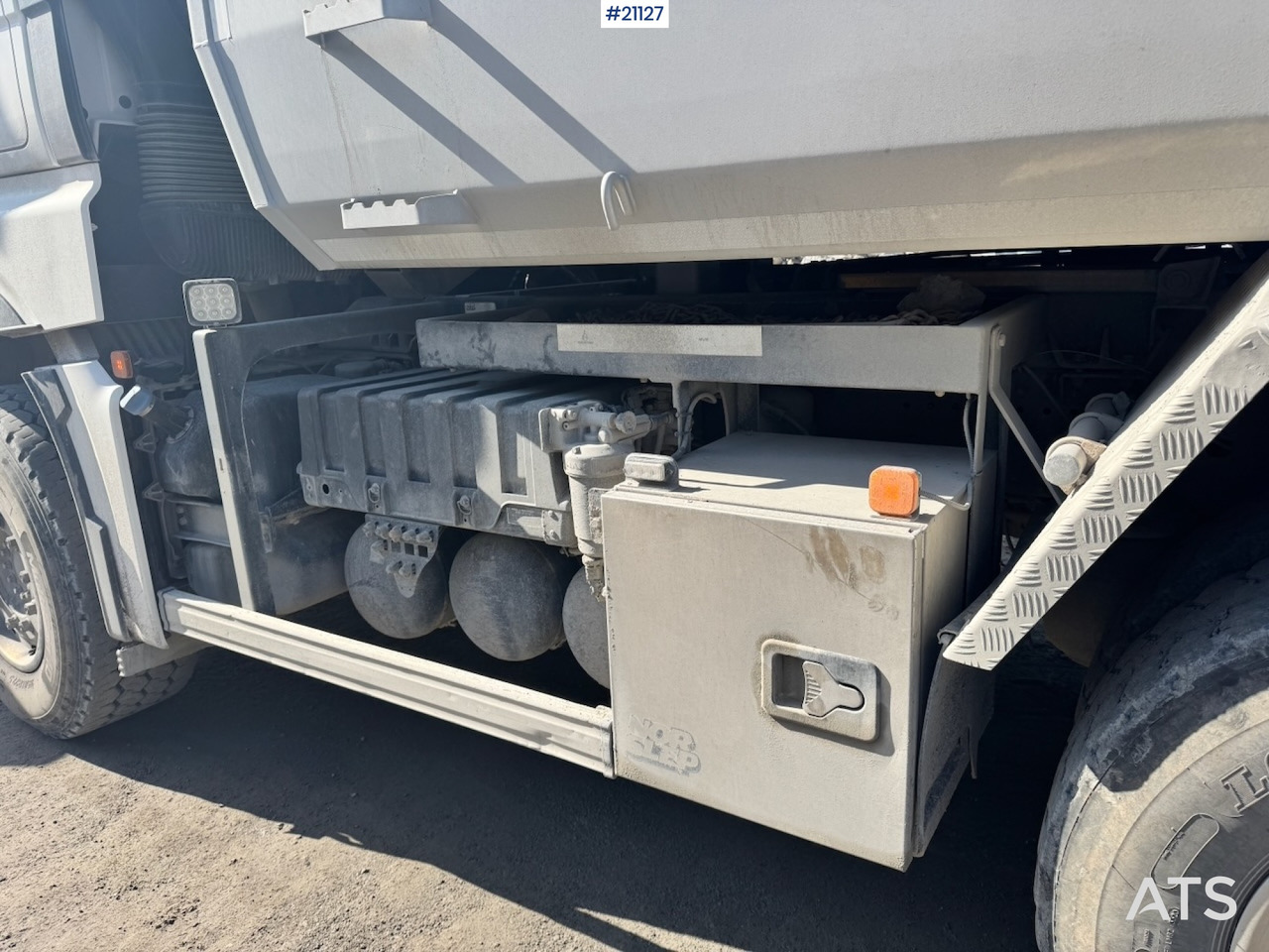 Kipper vrachtwagen MAN TGX 33.580: afbeelding 17 Kipper vrachtwagen MAN TGX 33.580: afbeelding 17