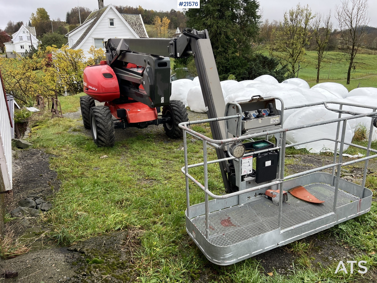 Manitou 200 ATJ Teleskoplift - Knikarmhoogwerker: afbeelding 1 Manitou 200 ATJ Teleskoplift - Knikarmhoogwerker: afbeelding 1