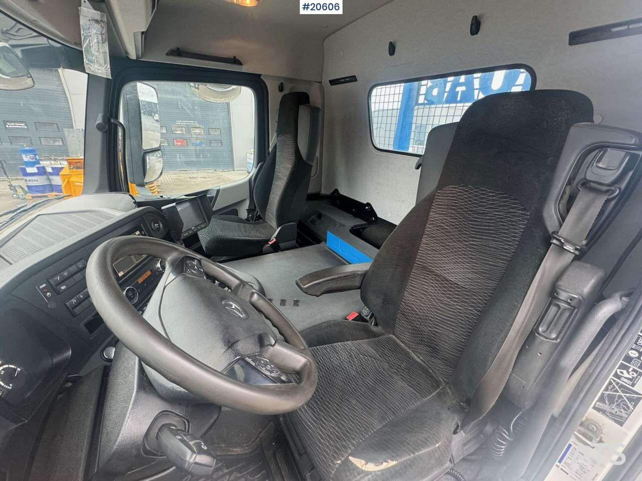 Portaalarmsysteem vrachtwagen Mercedes Antos 1833: afbeelding 25