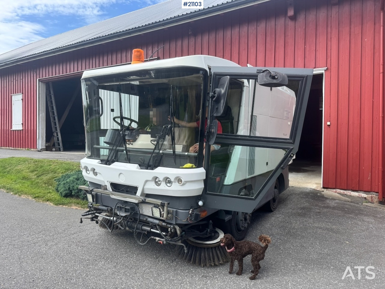 Ravo 540 - Veegwagen: afbeelding 1 Ravo 540 - Veegwagen: afbeelding 1