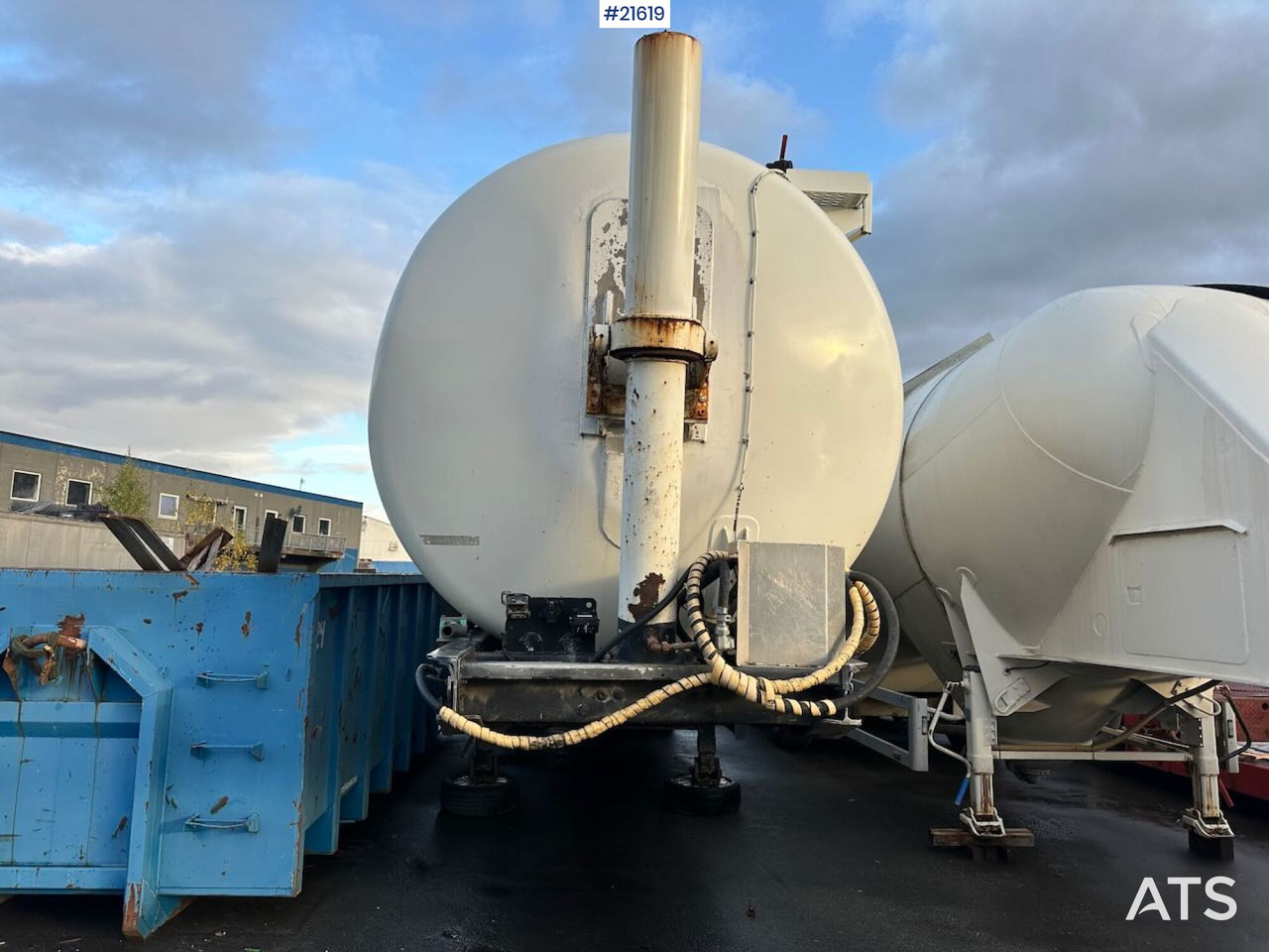 Spitzer 1996 Spitzer silo-trailer 3 akslet bulkhenger - Bulkoplegger: afbeelding 2 Spitzer 1996 Spitzer silo-trailer 3 akslet bulkhenger - Bulkoplegger: afbeelding 2