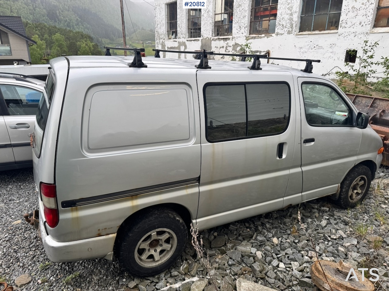 Toyota Hiace - Gesloten bestelwagen: afbeelding 3 Toyota Hiace - Gesloten bestelwagen: afbeelding 3