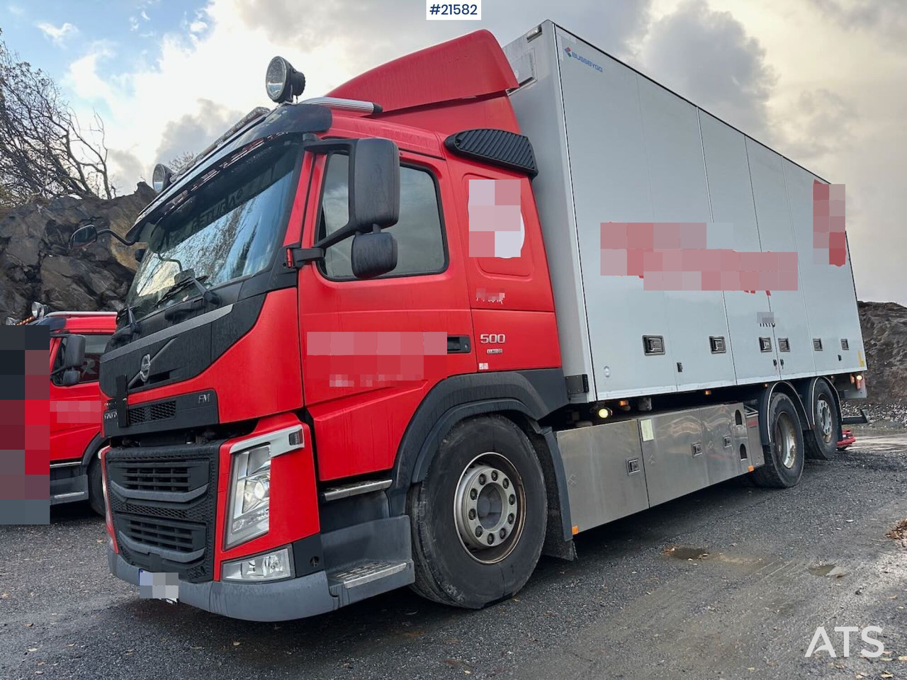 Volvo FM 500 6x2 skapbil m/ full sideåpning og lift. - Bakwagen: afbeelding 2 Volvo FM 500 6x2 skapbil m/ full sideåpning og lift. - Bakwagen: afbeelding 2
