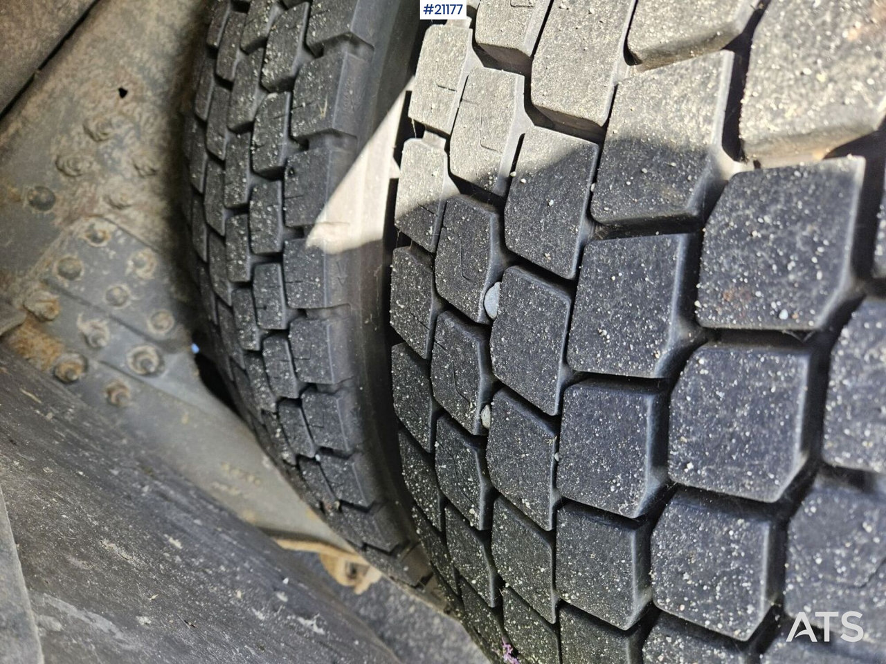 Vuilniswagen Volvo FM370 6x2 1-kammer komprimatorbil med Zoeller påbygg: afbeelding 19 Vuilniswagen Volvo FM370 6x2 1-kammer komprimatorbil med Zoeller påbygg: afbeelding 19