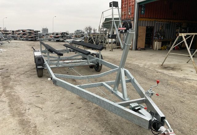 Boro Przyczepa PODŁODZIOWA 7,80M! - Boottrailer: afbeelding 1 Boro Przyczepa PODŁODZIOWA 7,80M! - Boottrailer: afbeelding 1