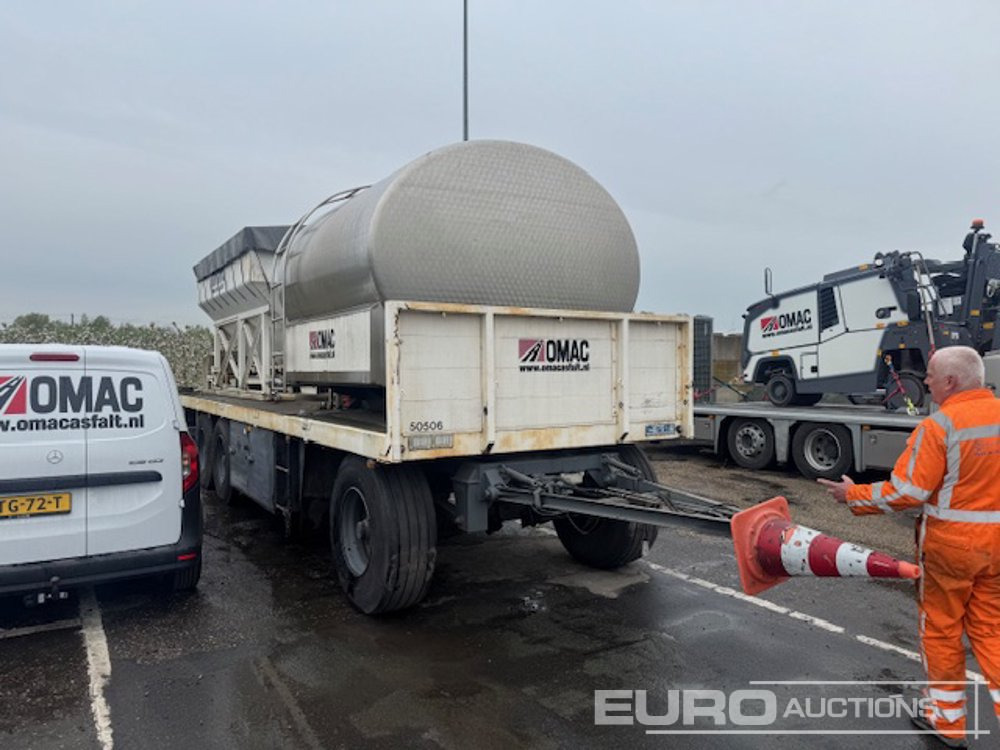 1988 JUMBO TV280C Tri-axle Split Spreader Trailer, Watertank, Hatz 1D41C engine, Conveyorbelt (Dutch Export Docs. Available) - Isotherm aanhangwagen: afbeelding 5 1988 JUMBO TV280C Tri-axle Split Spreader Trailer, Watertank, Hatz 1D41C engine, Conveyorbelt (Dutch Export Docs. Available) - Isotherm aanhangwagen: afbeelding 5