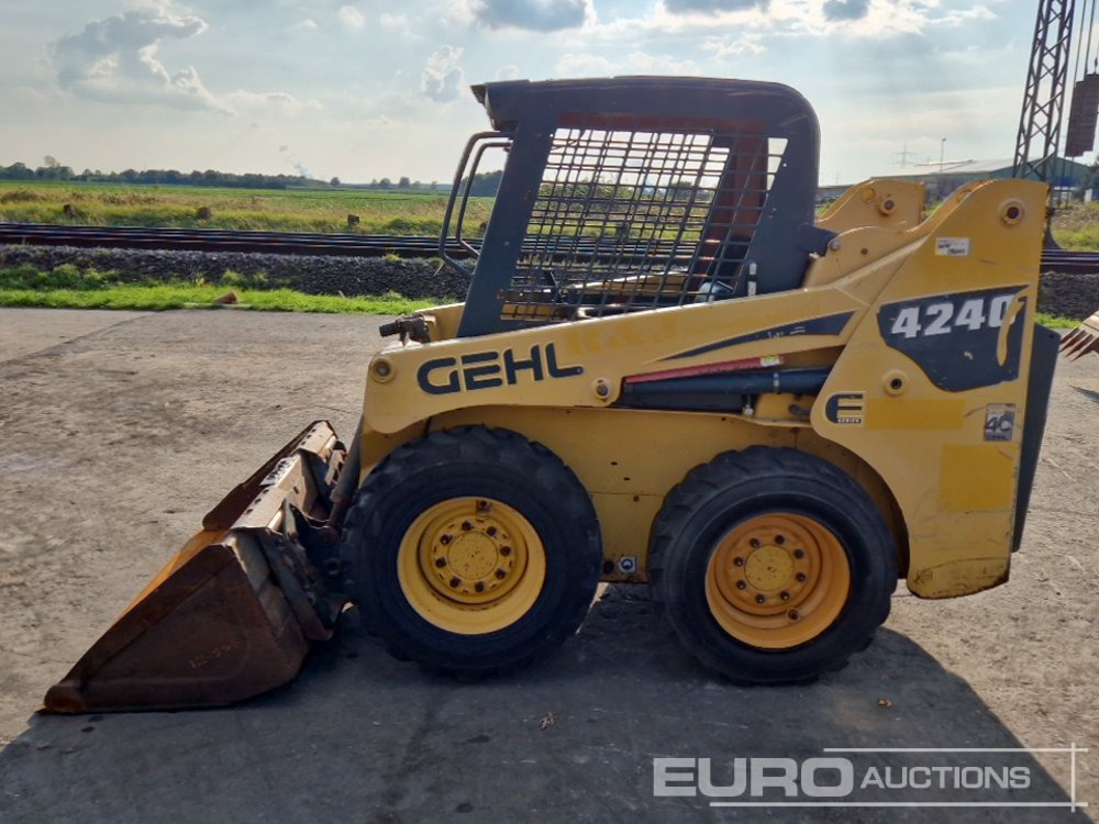2013 Gehl 4240 - Schranklader: afbeelding 2 2013 Gehl 4240 - Schranklader: afbeelding 2