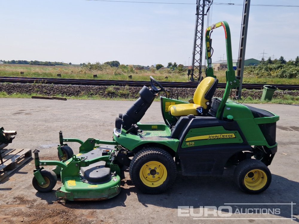 2017 John Deere 1570 - Gazonmaaier: afbeelding 5 2017 John Deere 1570 - Gazonmaaier: afbeelding 5