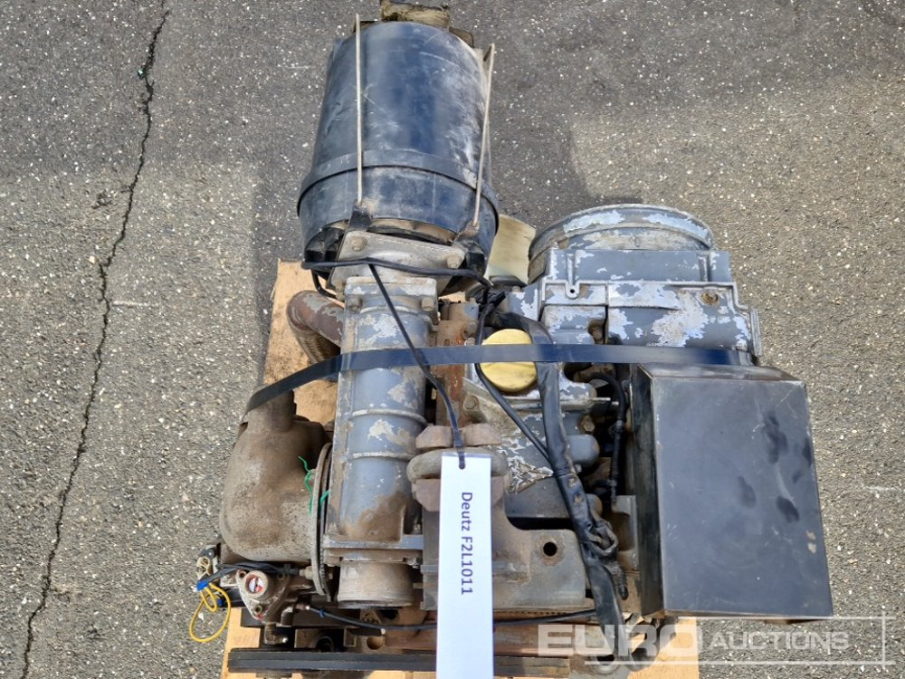 Deutz 2 Cylinder Diesel Engine - Motor: afbeelding 5 Deutz 2 Cylinder Diesel Engine - Motor: afbeelding 5