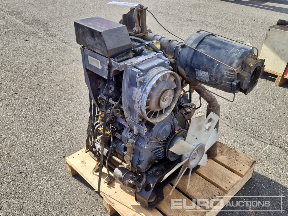 Deutz 2 Cylinder Diesel Engine - Motor: afbeelding 2 Deutz 2 Cylinder Diesel Engine - Motor: afbeelding 2