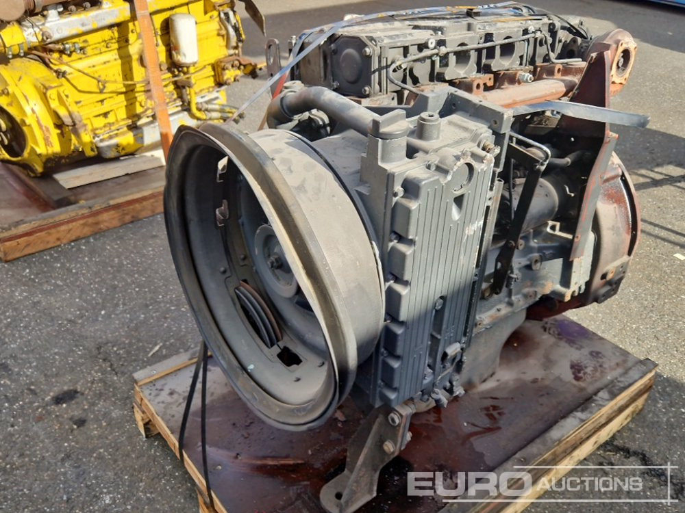 Deutz 4 Cylinder Turbo Diesel Engine - Motor: afbeelding 3 Deutz 4 Cylinder Turbo Diesel Engine - Motor: afbeelding 3