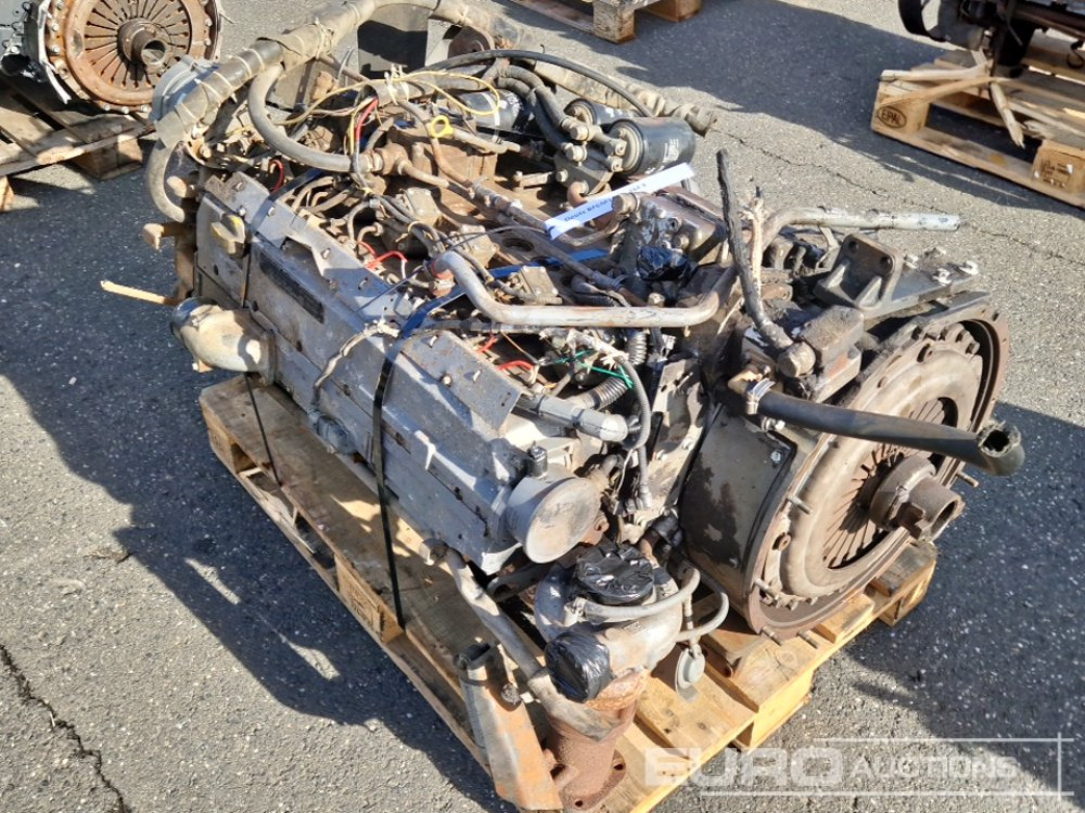 Deutz 6 Cylinder Turbo Diesel Engine - Motor: afbeelding 4 Deutz 6 Cylinder Turbo Diesel Engine - Motor: afbeelding 4