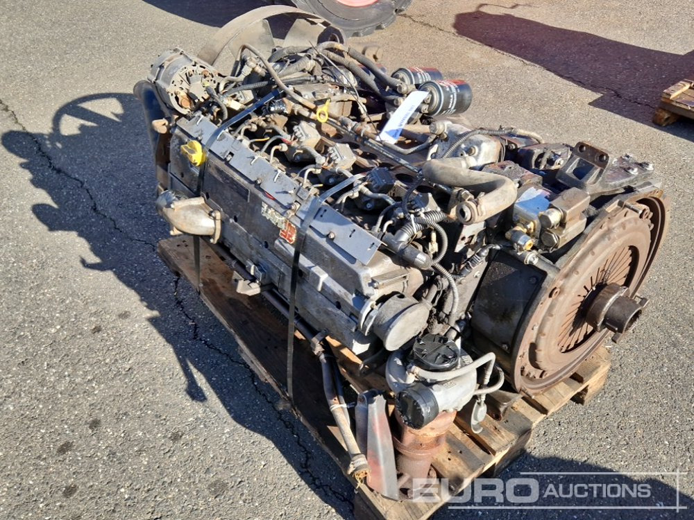 Deutz 6 Cylinder Turbo Diesel Engine - Motor: afbeelding 4 Deutz 6 Cylinder Turbo Diesel Engine - Motor: afbeelding 4
