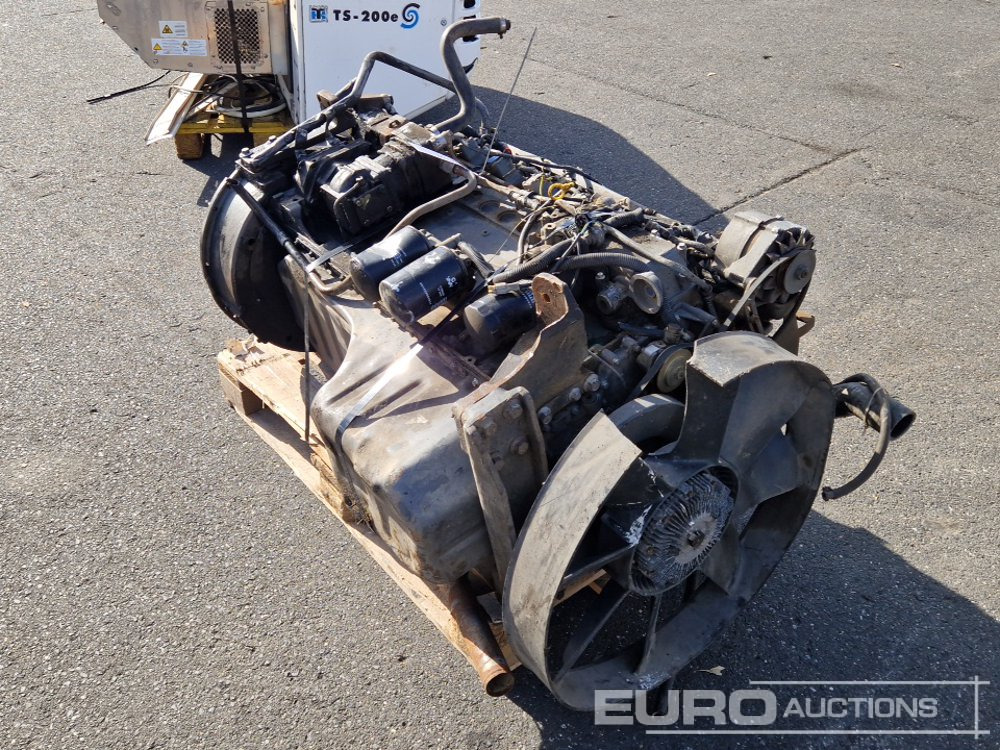Deutz 6 Cylinder Turbo Diesel Engine - Motor: afbeelding 2 Deutz 6 Cylinder Turbo Diesel Engine - Motor: afbeelding 2