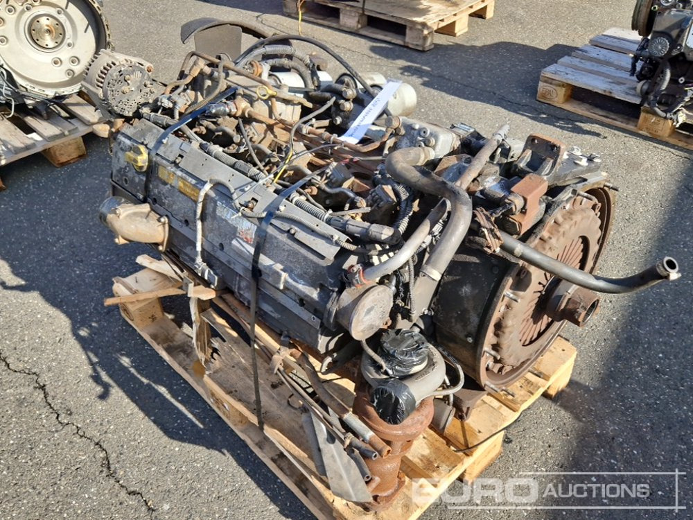 Deutz 6 Cylinder Turbo Diesel Engine - Motor: afbeelding 4 Deutz 6 Cylinder Turbo Diesel Engine - Motor: afbeelding 4