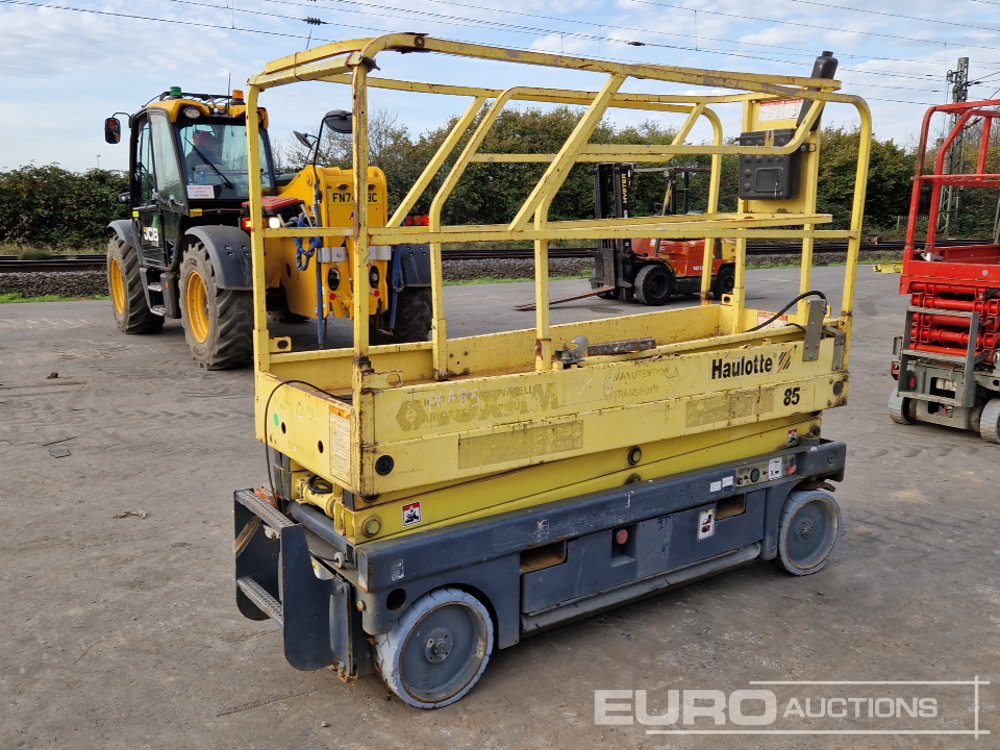 Haulotte Compact 8 - Schaarlift: afbeelding 1 Haulotte Compact 8 - Schaarlift: afbeelding 1