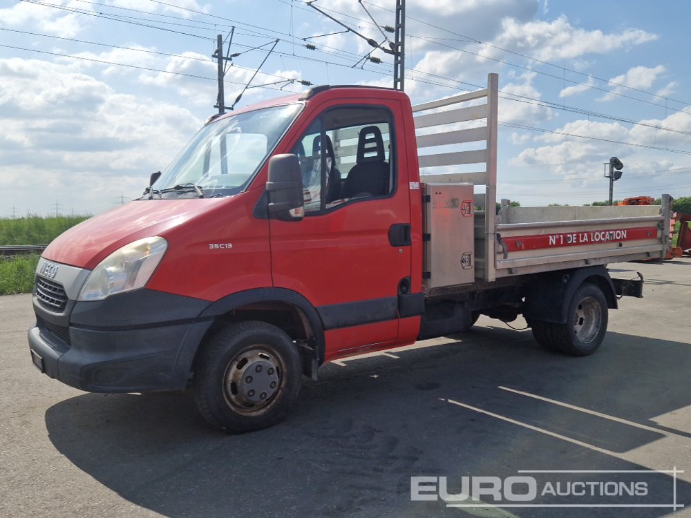 Iveco Daily 35C13 - Bestelwagen met open laadbak: afbeelding 1 Iveco Daily 35C13 - Bestelwagen met open laadbak: afbeelding 1