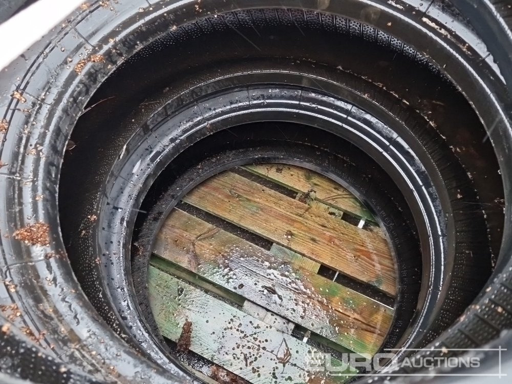 Mitas 15.5-25 Tyres (3 of) - Band: afbeelding 5 Mitas 15.5-25 Tyres (3 of) - Band: afbeelding 5