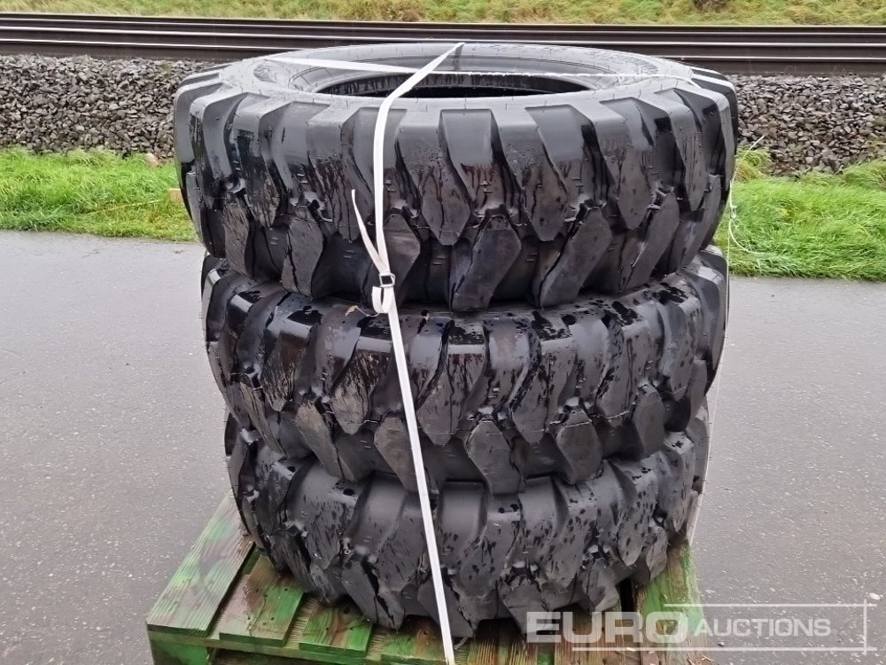 Mitas 15.5-25 Tyres (3 of) - Band: afbeelding 1 Mitas 15.5-25 Tyres (3 of) - Band: afbeelding 1