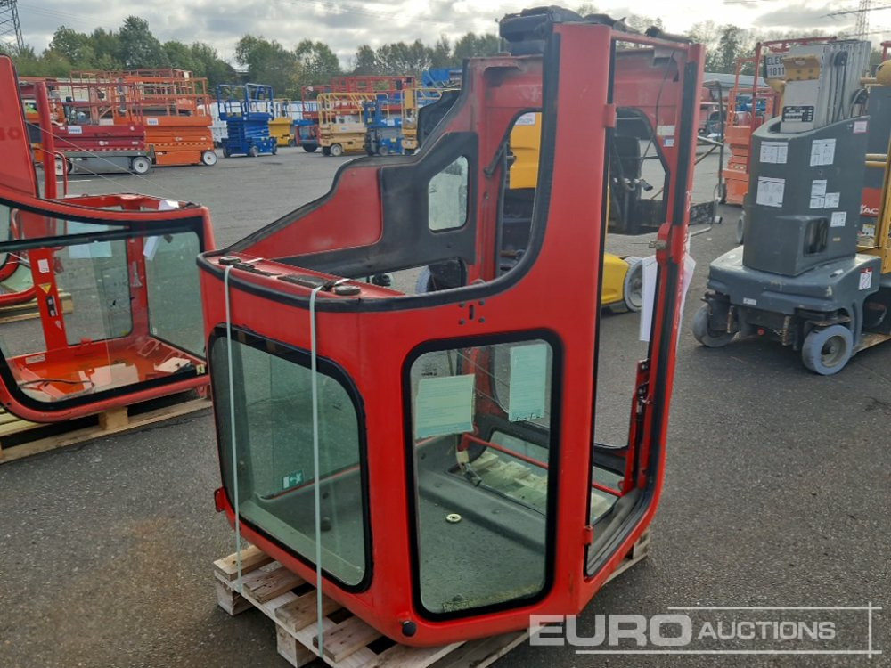 Cabin to suit Bobcat E25 - Onderdelen voor Graafmachine: afbeelding 2 Cabin to suit Bobcat E25 - Onderdelen voor Graafmachine: afbeelding 2