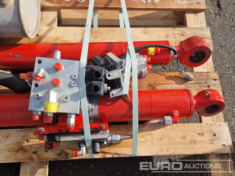Spare Parts, Cylinder, Joysticks, Hydraulic Parts, Exhaust to suit Volvo ECR50D - Onderdelen voor Graafmachine: afbeelding 5 Spare Parts, Cylinder, Joysticks, Hydraulic Parts, Exhaust to suit Volvo ECR50D - Onderdelen voor Graafmachine: afbeelding 5