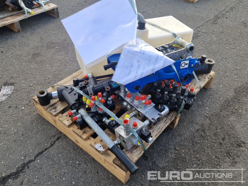 Spare Parts, Hydraulic Parts, Tank, Cylinder to suit ATN PIAF 880R - Onderdelen: afbeelding 4 Spare Parts, Hydraulic Parts, Tank, Cylinder to suit ATN PIAF 880R - Onderdelen: afbeelding 4
