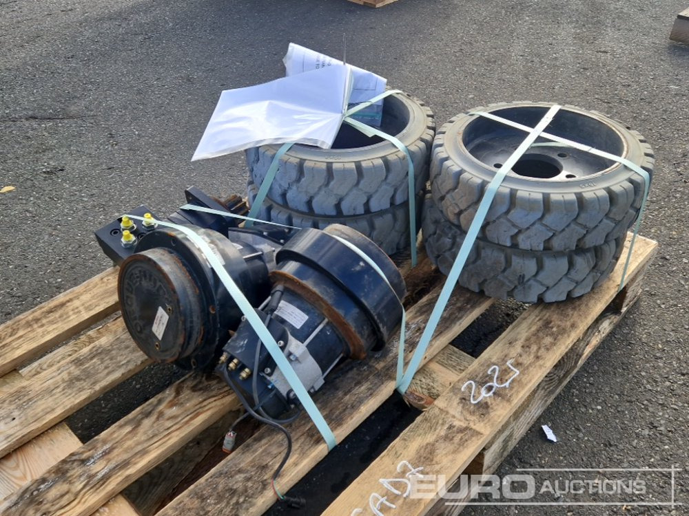 Wheels (4 of) + Hydraulic Motor (2 of) to suit Haulotte Star 10 - Onderdelen: afbeelding 4 Wheels (4 of) + Hydraulic Motor (2 of) to suit Haulotte Star 10 - Onderdelen: afbeelding 4