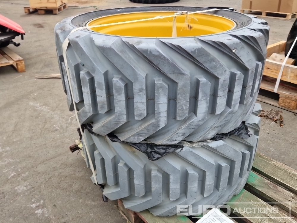 Outrigger 36x15 Non Marking Manlift Tyres on Rims to suit Manitou 160/180ATJ (2 of) - Band: afbeelding 4 Outrigger 36x15 Non Marking Manlift Tyres on Rims to suit Manitou 160/180ATJ (2 of) - Band: afbeelding 4