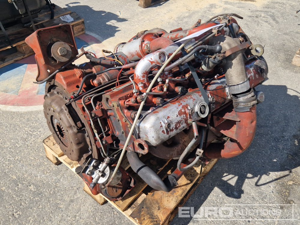 Renault 6 Cylinder 797 Engine - Motor: afbeelding 2 Renault 6 Cylinder 797 Engine - Motor: afbeelding 2