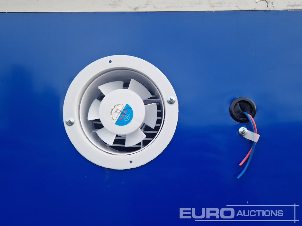 Shower + Toilet Combi Container - Zeecontainer: afbeelding 4 Shower + Toilet Combi Container - Zeecontainer: afbeelding 4