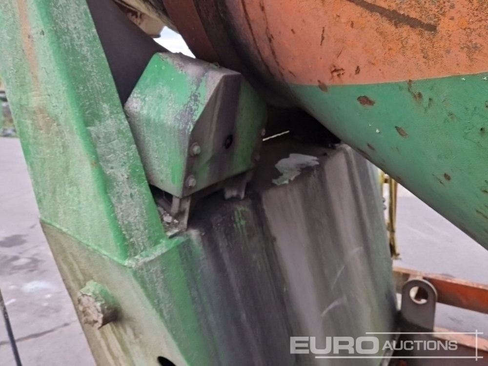 Betonmolen Truck Mounted Cement Mixer: afbeelding 22 Betonmolen Truck Mounted Cement Mixer: afbeelding 22