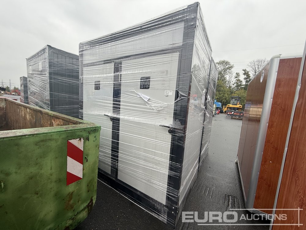 Unused 2024 1.3m x 2.2m Portable Toilet (Double) - Zeecontainer: afbeelding 1 Unused 2024 1.3m x 2.2m Portable Toilet (Double) - Zeecontainer: afbeelding 1